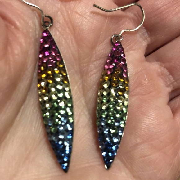 Beautiful pair of Swarovski Crystal 925 Silver Earrings from Malaysia - Picture 8 of 8